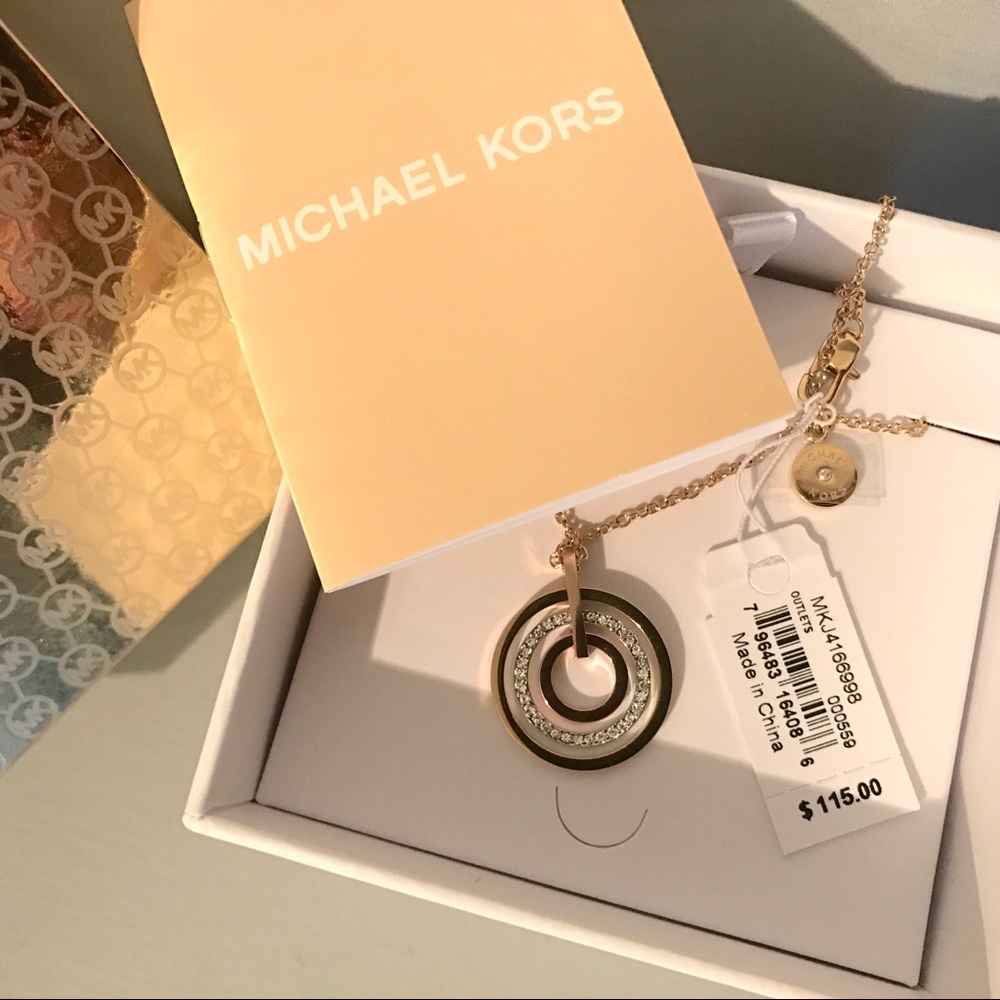 SOLD ‼️ MK concentric circle Pendant Tri color - Picture 6 of 6